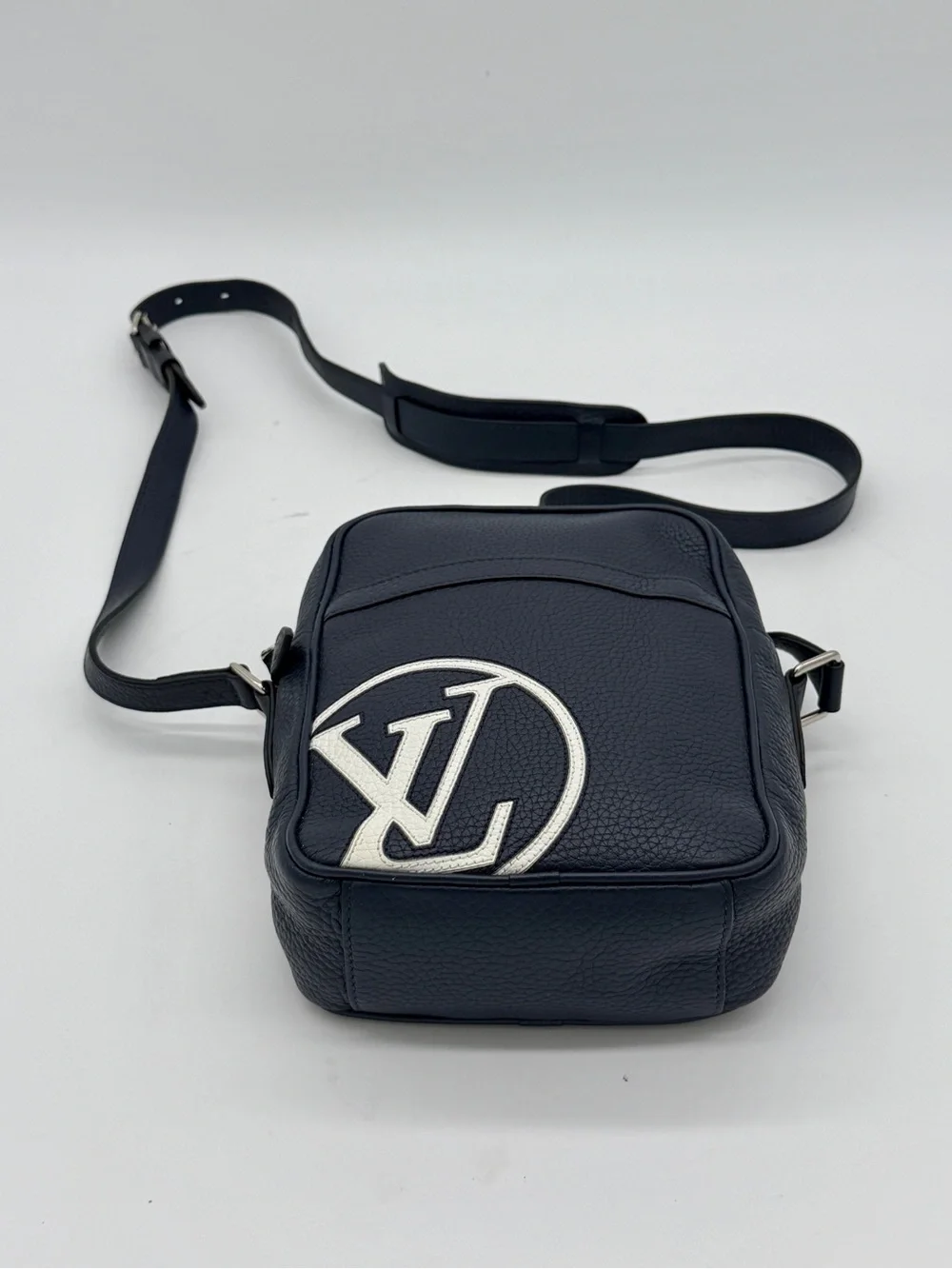 Louis Vuitton Danube PM Navy Taurillon Leather LV Circle Crossbody Bag 2017